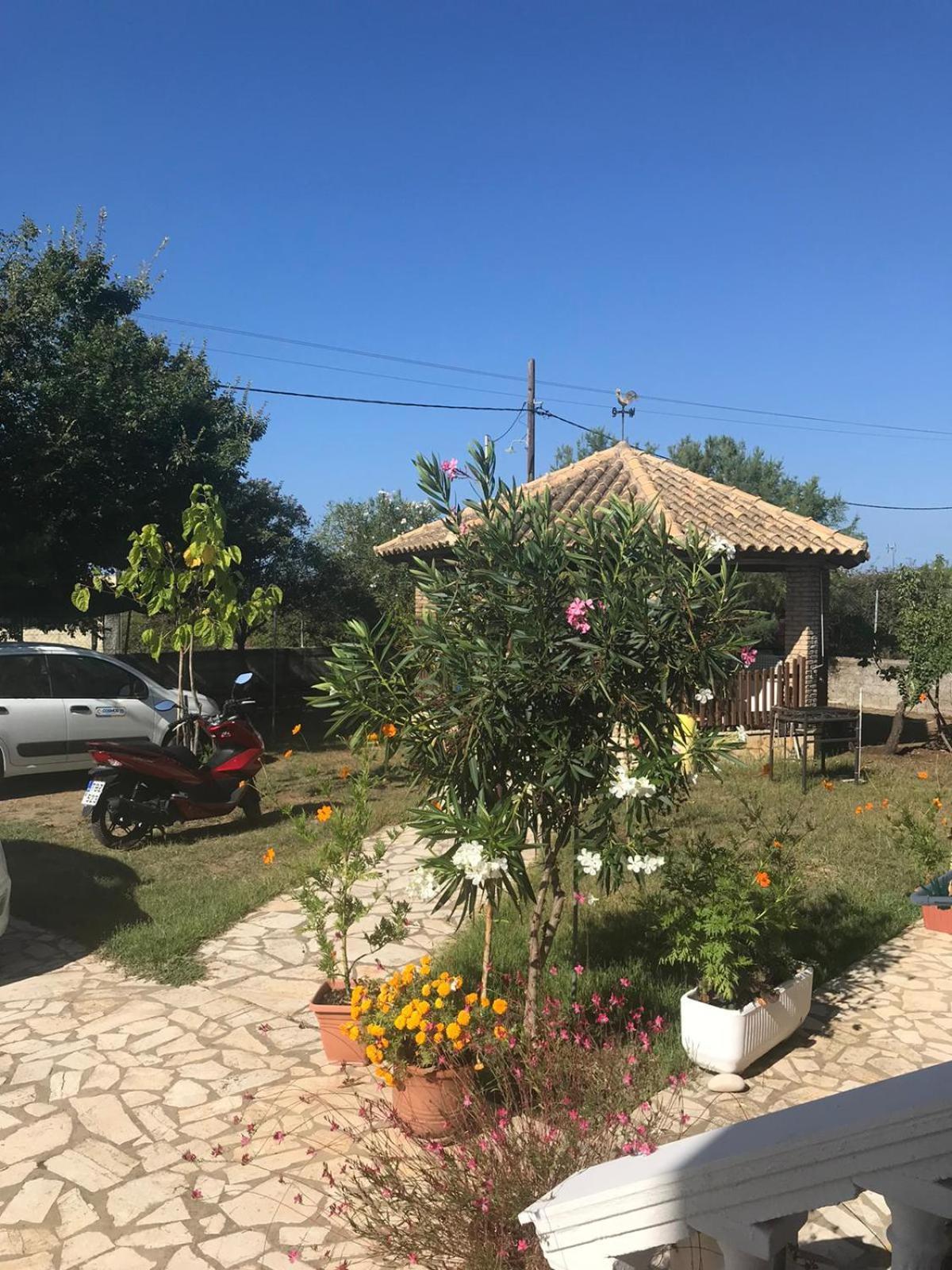 Aristidis Apartments Agios Georgios  Exterior foto